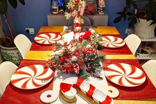 Christmas decor for tables pinterest