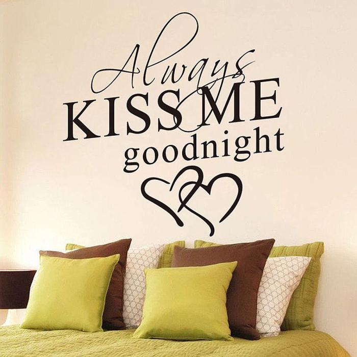 Always kiss me goodnight wall decor