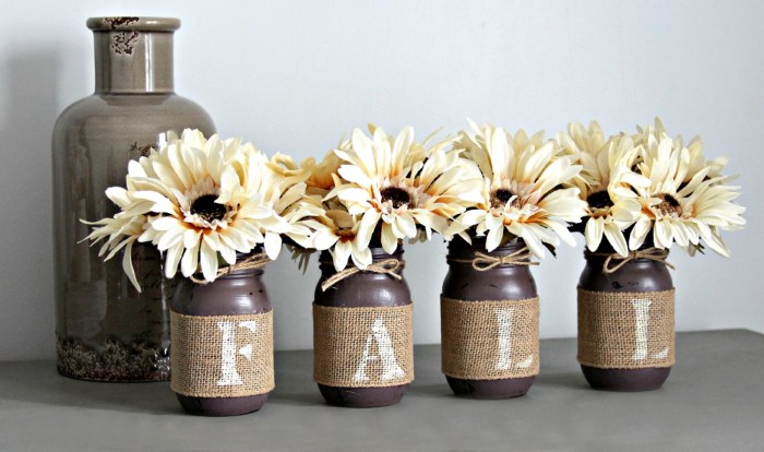 Rustic thanksgiving table decor