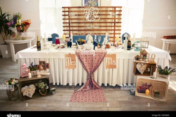 Main table wedding decor